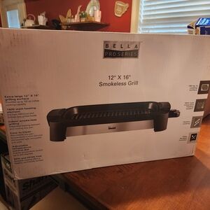 Electric Indoor Grill with Adjustable Heat